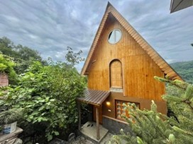 کلبه چوبی جنگلی در جاده جواهرده 