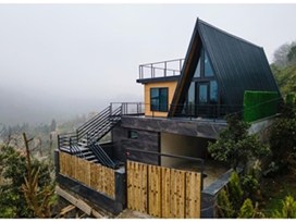 کلبه چوبی جنگلی استخردار رامسر