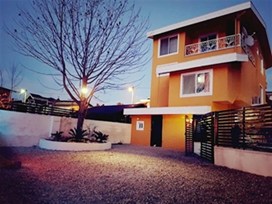 ویلا با استخر سونا جکوزی هچیرود