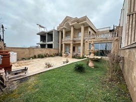 ویلا با استخر سرپوشیده سرخرود