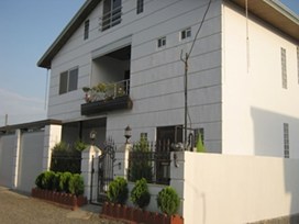 ویلا لوکس مروارید 3 استخردار