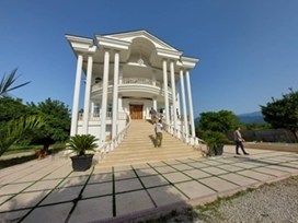 ویلا در متل قو با استخر سرپوشیده